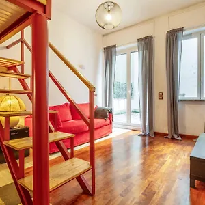  Apartamento One Bedroom With Terrace Near Duomo