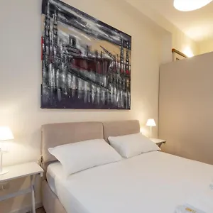 Royal - Centro Brera Daire